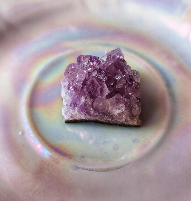 What Does it Mean When Amethyst Breaks? 7 Reasons