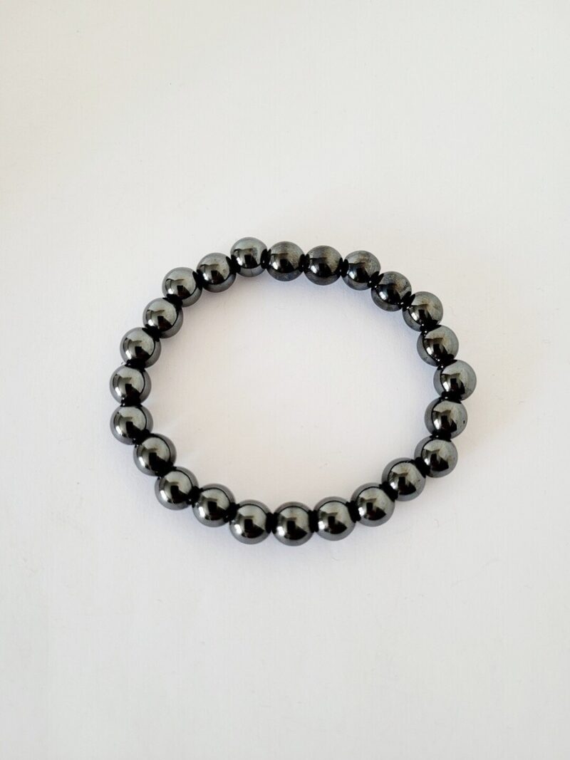 11 Benefits of Wearing Hematite Bracelet (Spiritual)