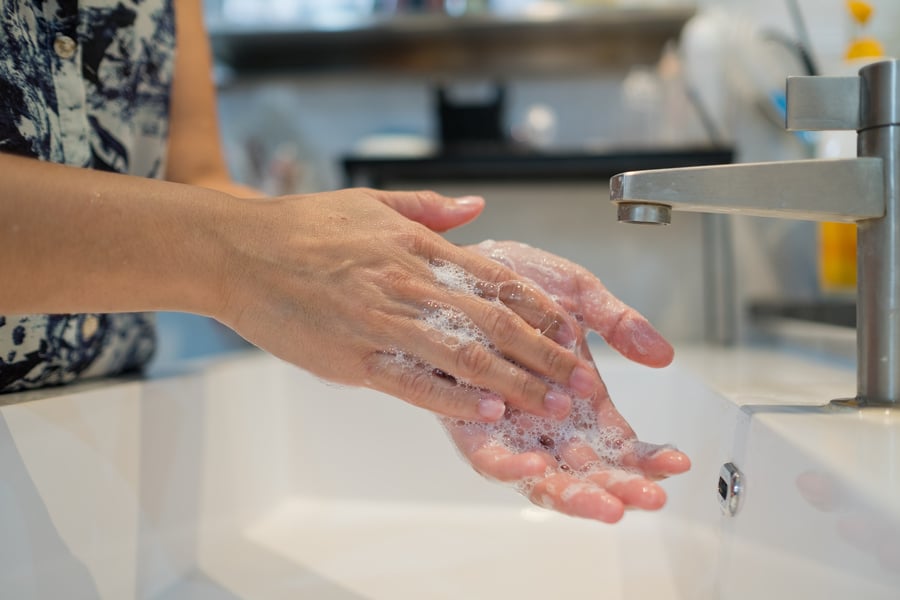 wash hands